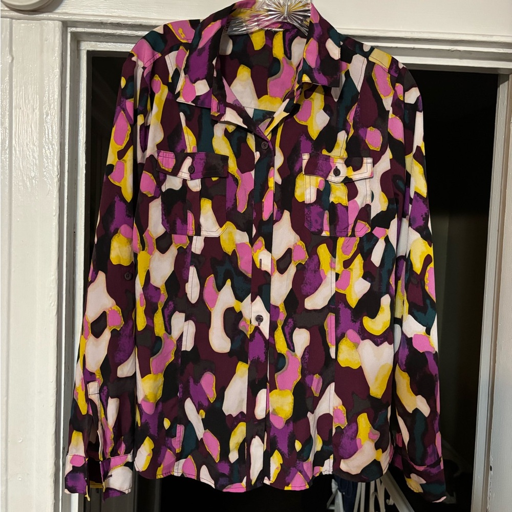 Ladies long sleeve shirt
